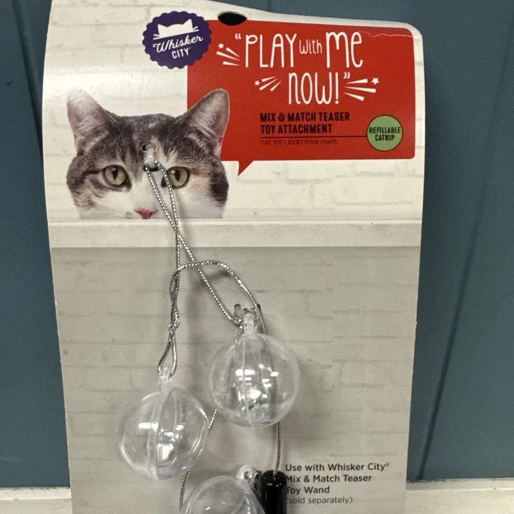 NEW CAT WHISKER CITY Fun Plush‎ WHALE TEASER Toy Refillable Catnip Pouch